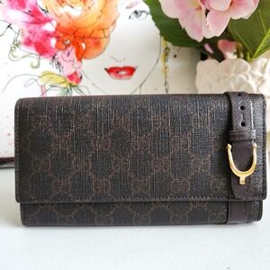 EUC - Gucci Brown Monogram Continental Wallet with Gold Buckle